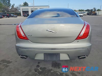 Zdjęcie 6 z 13 samochodu: 2012 JAGUAR XJ VIN:SAJWA1CB7CLV25412 - miniatura