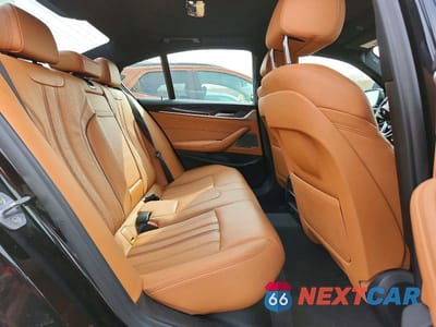 Zdjęcie 10 z 11 samochodu: 2018 BMW 530 XI VIN:WBAJA7C53JG909440 - miniatura