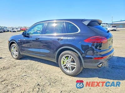 Drugie zdjęcie samochodu z przodu: 2015 PORSCHE CAYENNE SE HYBRID VIN:WP1AE2A27FLA51910 - miniatura