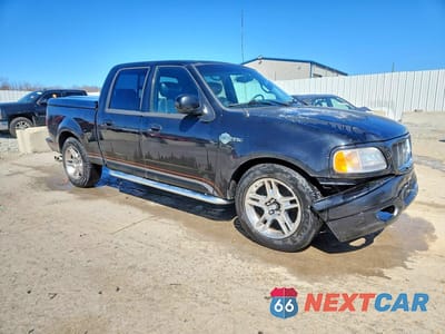 Czwarte zdjęcie samochodu z boku: 2001 FORD F150 SUPERCREW VIN:1FTRW07LX1KB97349 - miniatura
