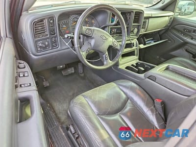 Zdjęcie 8 z 12 samochodu: 2004 CHEVROLET SILVERADO K1500 VIN:2GCEK19T541254722 - miniatura