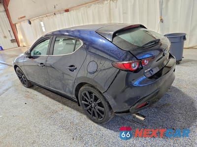 Drugie zdjęcie samochodu z przodu: 2024 MAZDA 3 SELECT SPORT VIN:JM1BPAKM2R1714133 - miniatura