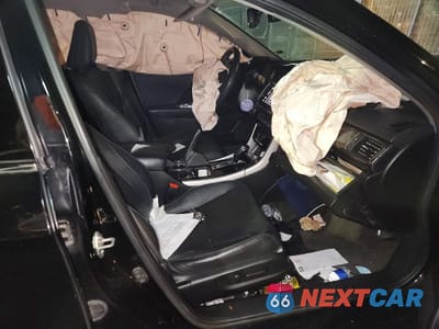 Zdjęcie 13 z 14 samochodu: 2017 HONDA ACCORD TOURING VIN:1HGCR3F9XHA036473 - miniatura