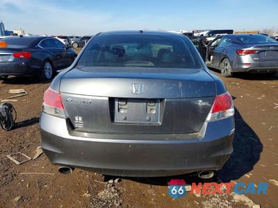 Zdjęcie 6 z 12 samochodu: 2010 HONDA ACCORD EXL VIN:1HGCP3F8XAA028683 - miniatura