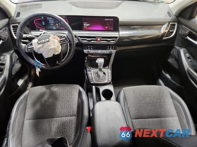 Zdjęcie 8 z 13 samochodu: 2025 KIA SELTOS VIN:KNDEUCAA4S7685701 - miniatura