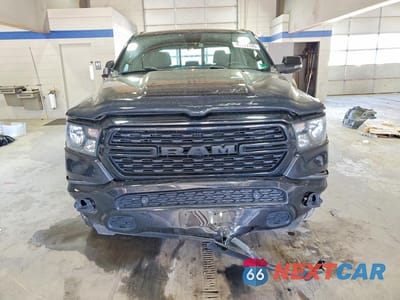 Piąte zdjęcie samochodu w środku: 2023 RAM 1500 BIG HORN VIN:1C6RRFFG5PN526472 - miniatura