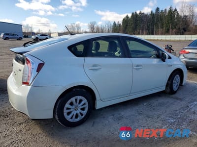 Trzecie zdjęcie samochodu z tyłu: 2013 TOYOTA PRIUS PERSONA SERIES SE VIN:JTDKN3DU9D1636229 - miniatura