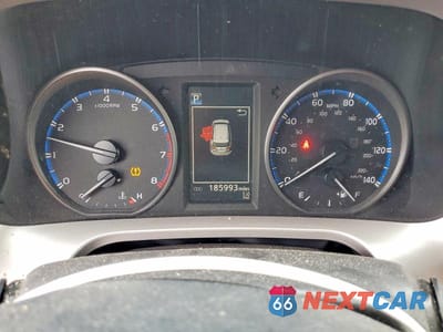 Zdjęcie 9 z 11 samochodu: 2017 TOYOTA RAV4 LE VIN:JTMZFREV7HJ721260 - miniatura