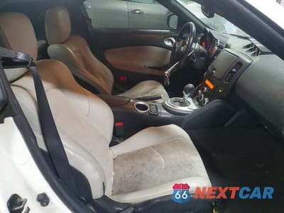 Zdjęcie 10 z 12 samochodu: 2009 NISSAN 370Z BASE VIN:JN1AZ44E29M409116 - miniatura