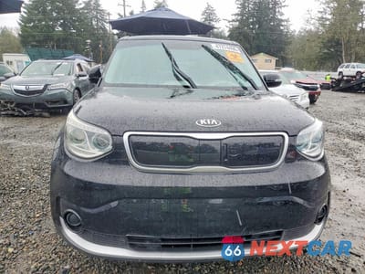 Piąte zdjęcie samochodu w środku: 2017 KIA SOUL EV BASE VIN:KNDJP3AE7H7018610 - miniatura