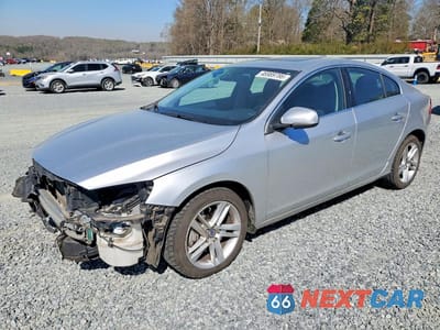 2015 VOLVO S60 PLATINUM YV1612TM0F1343664 - główne zdjęcie licytacji z USA - miniatura
