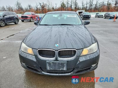 Piąte zdjęcie samochodu w środku: 2011 BMW 328 XI SULEV VIN:WBAPK5C59BA656351 - miniatura