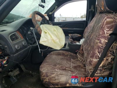 Zdjęcie 7 z 12 samochodu: 2007 CHEVROLET SILVERADO K3500 VIN:1GCHK33677F526454 - miniatura