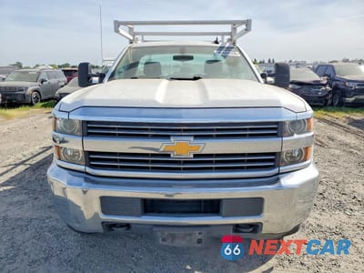 Piąte zdjęcie samochodu w środku: 2015 CHEVROLET SILVERADO UTILITY / SERVICE TRUCK VIN:1GB0CUEG8FZ519729 - miniatura