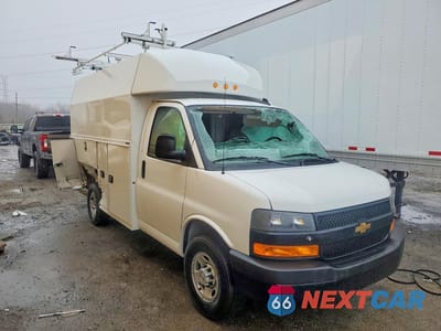 Czwarte zdjęcie samochodu z boku: 2024 CHEVROLET EXPRESS UTILITY / SERVICE TRUCK VIN:1GB0GRFP3R1177884 - miniatura