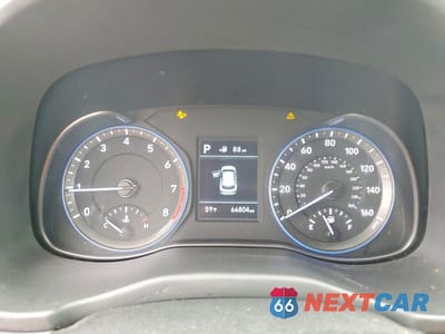 Zdjęcie 9 z 12 samochodu: 2018 HYUNDAI KONA SEL VIN:KM8K62AA1JU081686 - miniatura