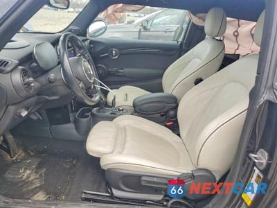 Zdjęcie 7 z 12 samochodu: 2021 MINI COOPER SE VIN:WMWXP3C01M2N88442 - miniatura