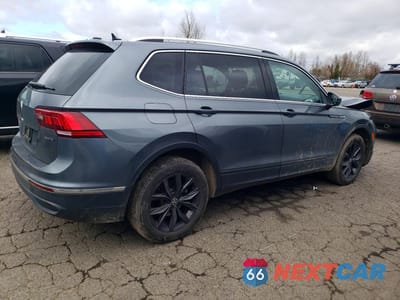 Trzecie zdjęcie samochodu z tyłu: 2024 VOLKSWAGEN TIGUAN SE VIN:3VV2B7AX3RM035294 - miniatura