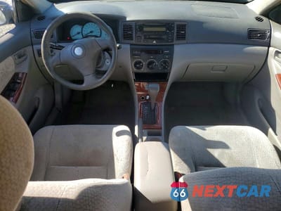 Zdjęcie 8 z 12 samochodu: 2004 TOYOTA COROLLA LE VIN:JTDBR32E742030874 - miniatura