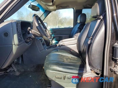 Zdjęcie 7 z 11 samochodu: 2003 CHEVROLET SILVERADO K1500 VIN:2GCEK19T731101953 - miniatura