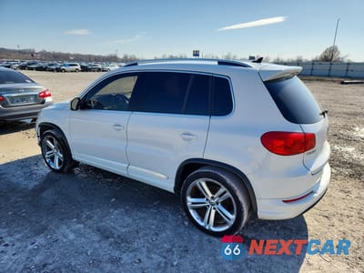 Drugie zdjęcie samochodu z przodu: 2016 VOLKSWAGEN TIGUAN S VIN:WVGBV7AXXGW006406 - miniatura
