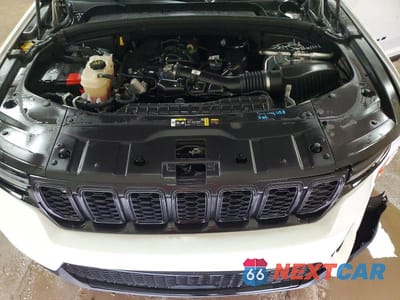 Zdjęcie 12 z 13 samochodu: 2024 JEEP GRAND CHEROKEE LAREDO VIN:1C4RJHAG7RC256145 - miniatura