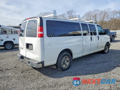 Trzecie zdjęcie samochodu z tyłu: 2016 CHEVROLET EXPRESS G3500 LT VIN:1GAZGPFG7G1188478 - miniatura