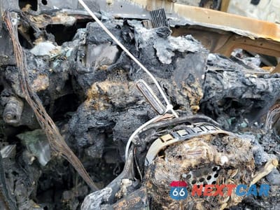 Zdjęcie 9 z 12 samochodu: 2016 VOLVO XC90 T6 VIN:YV4A22PL6G1079640 - miniatura