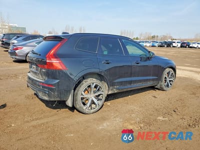 Trzecie zdjęcie samochodu z tyłu: 2022 VOLVO XC60 B6 R-DESIGN VIN:LYV062RM5NB935184 - miniatura