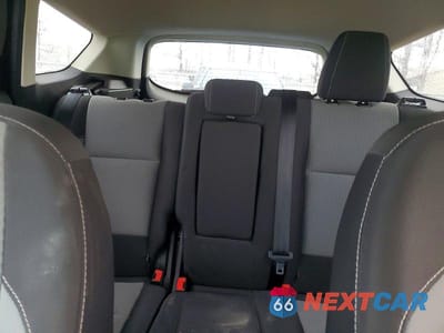Zdjęcie 10 z 12 samochodu: 2019 FORD ESCAPE SE VIN:1FMCU9GDXKUA43864 - miniatura