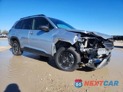 Czwarte zdjęcie samochodu z boku: 2025 SUBARU FORESTER PREMIUM VIN:JF2SLDDC4SH427456 - miniatura