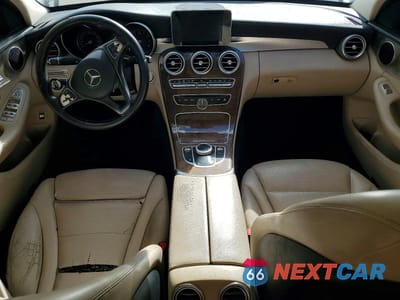 Zdjęcie 8 z 11 samochodu: 2017 MERCEDES-BENZ C 300 VIN:55SWF4JB0HU196131 - miniatura
