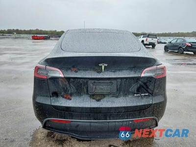 Zdjęcie 6 z 12 samochodu: 2025 TESLA MODEL Y VIN:7SAYGDEE4SF297453 - miniatura