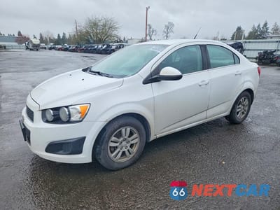 2014 CHEVROLET SONIC LT 1G1JC5SH5E4198272 - główne zdjęcie licytacji z USA - miniatura