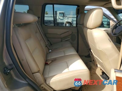 Zdjęcie 10 z 12 samochodu: 2006 FORD EXPLORER EDDIE BAUER VIN:1FMEU74846ZA03082 - miniatura