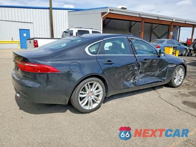 Trzecie zdjęcie samochodu z tyłu: 2016 JAGUAR XF PRESTIGE VIN:SAJBK4BV9GCY16198 - miniatura