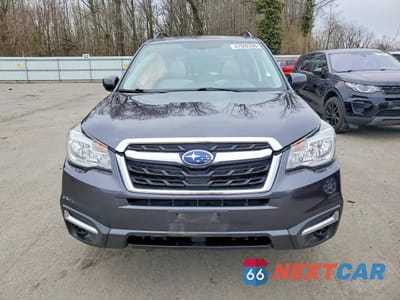 Piąte zdjęcie samochodu w środku: 2018 SUBARU FORESTER 2.5I PREMIUM VIN:JF2SJAEC1JG573692 - miniatura