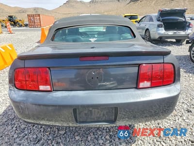 Zdjęcie 6 z 11 samochodu: 2008 FORD MUSTANG VIN:1ZVHT84N885178717 - miniatura