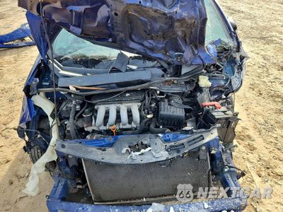 Zdjęcie 11 z 12 samochodu: 2010 HONDA FIT SPORT VIN:JHMGE8H43AS011200 - miniatura