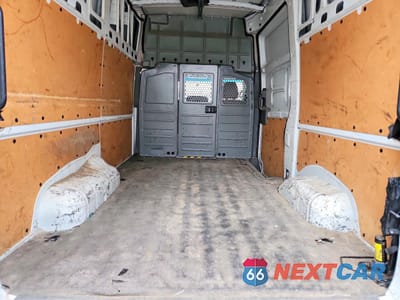 Zdjęcie 10 z 14 samochodu: 2017 NISSAN NV 3500 HD SL VIN:1N6AF0LY1HN810172 - miniatura