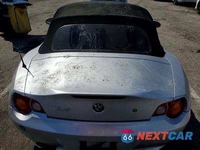 Zdjęcie 10 z 12 samochodu: 2003 BMW Z4 2.5 VIN:4USBT33423LR66699 - miniatura