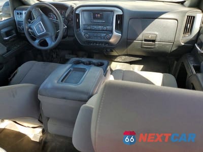 Zdjęcie 8 z 11 samochodu: 2016 GMC SIERRA K2500 HEAVY DUTY VIN:1GD22REG3GZ368168 - miniatura