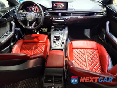 Zdjęcie 8 z 12 samochodu: 2019 AUDI S4 VIN:WAUC4AF45KA009949 - miniatura