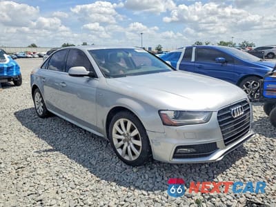 Czwarte zdjęcie samochodu z boku: 2015 AUDI A4 PREMIUM VIN:WAUAFAFL2FN016509 - miniatura
