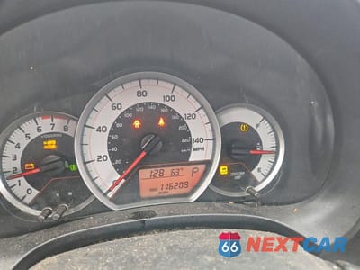 Zdjęcie 8 z 14 samochodu: 2014 TOYOTA YARIS 5-DOOR SE VIN:JTDKTUD31ED585361 - miniatura