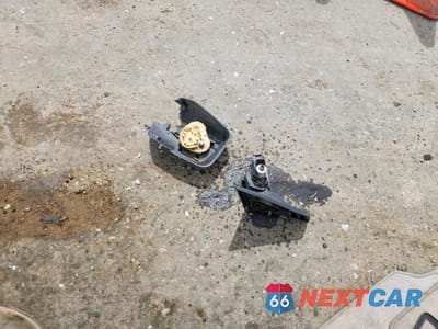 Zdjęcie 12 z 12 samochodu: 2012 NISSAN ROGUE S VIN:JN8AS5MT5CW258620 - miniatura