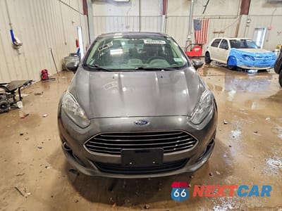 Piąte zdjęcie samochodu w środku: 2019 FORD FIESTA SE VIN:3FADP4BJ6KM131241 - miniatura