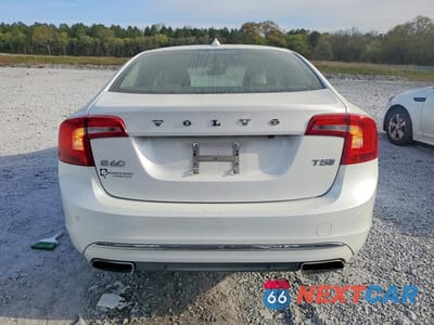 Zdjęcie 6 z 11 samochodu: 2018 VOLVO S60 PREMIER VIN:LYV402HKXJB179235 - miniatura