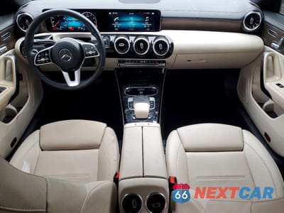 Zdjęcie 8 z 11 samochodu: 2020 MERCEDES-BENZ CLA 250 VIN:WDD5J4GBXLN076744 - miniatura