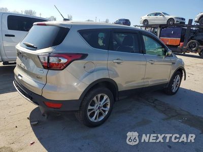 Piąte zdjęcie samochodu w środku: 2017 FORD ESCAPE SE VIN:1FMCU0GD9HUB39196 - miniatura